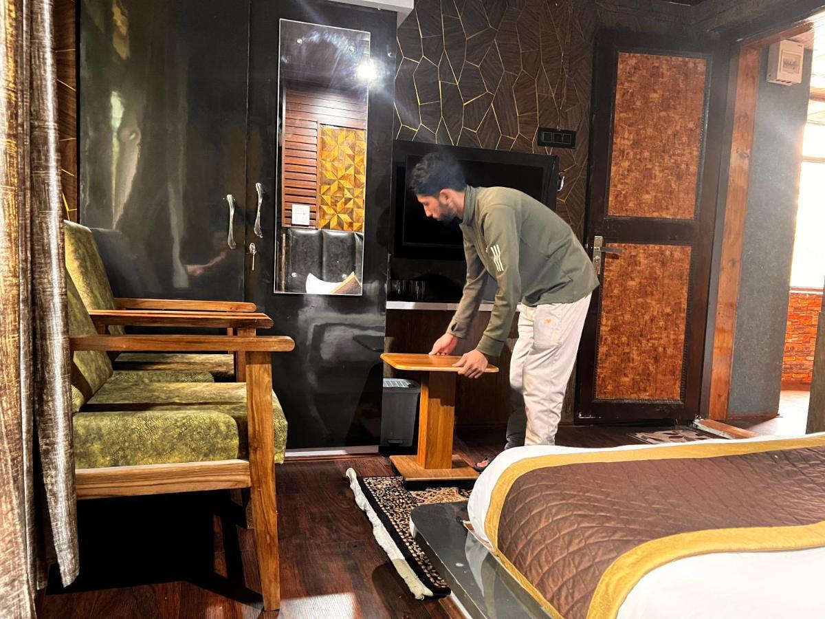 Lands End Resort Anantnag Exterior photo